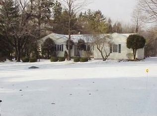 27699 Emery Rd, Orange, OH 44022