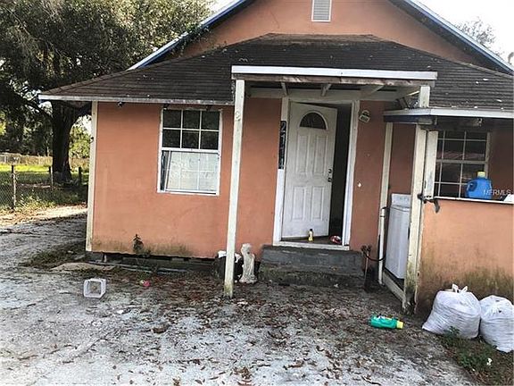 5th image of 2114 Elizabeth St