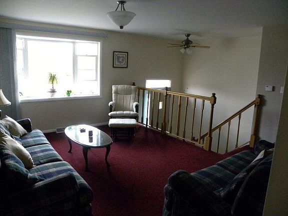 4th image of 106 Lilac Dr