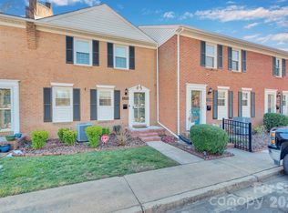 8308 Knights Bridge Rd, Charlotte, NC 28210