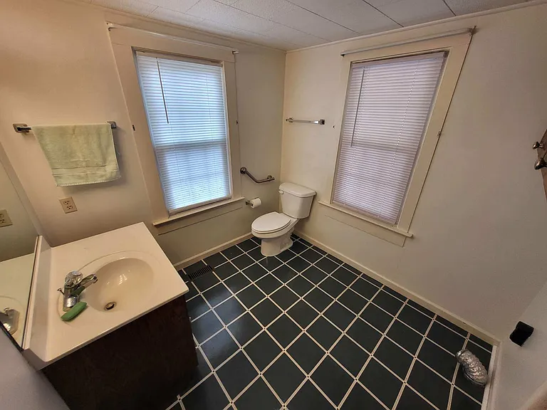 500 Ivey Rd — Photo 17