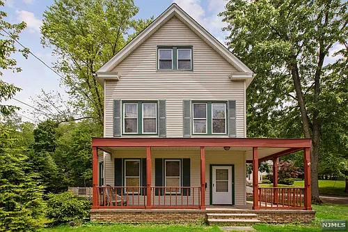 48 Stelfox St Photo 1