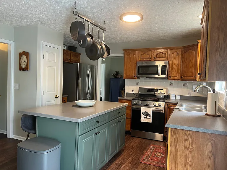 3655 Berrywood Dr — Photo 5