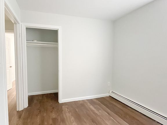 4th image of 280 Hyde Park Ave APT 4