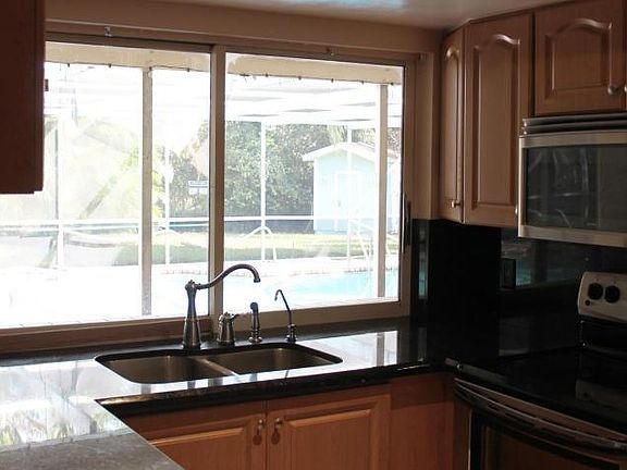 5th image of 2040 Trinidad Ct