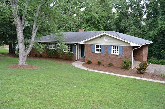 1st image of 4771 Highland Grv NE