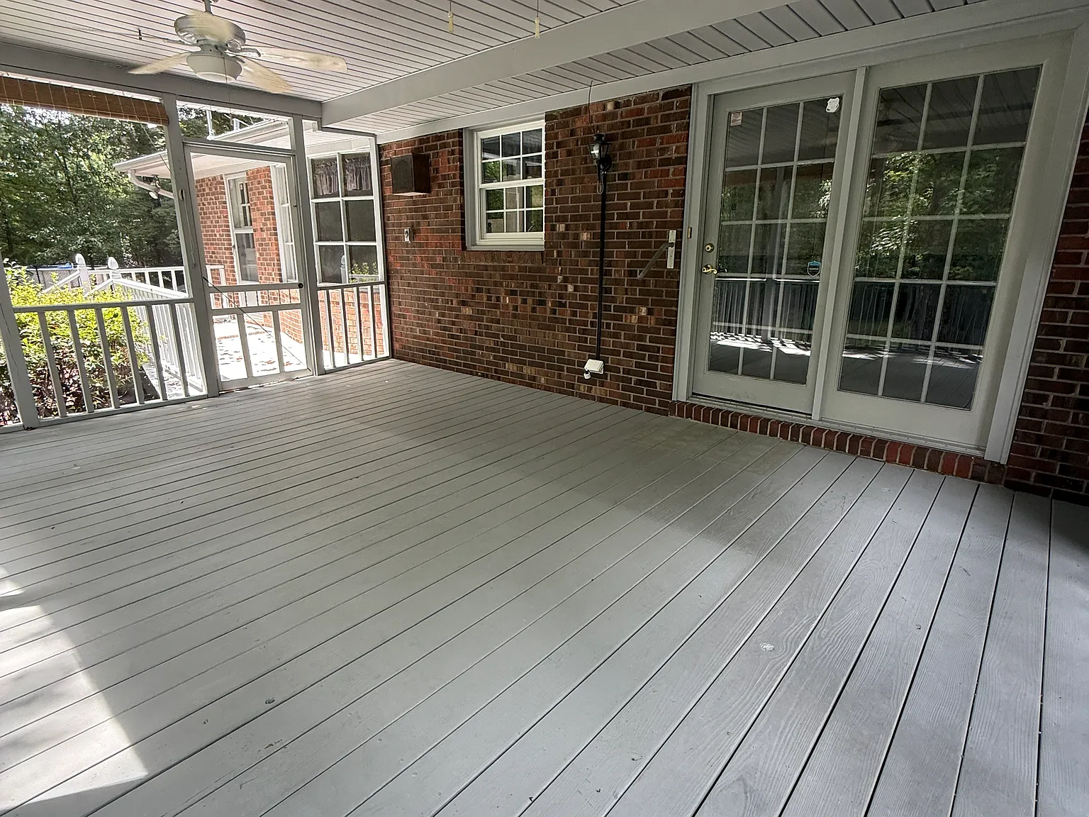 3 bed, 2499 sqft, $3,250 — Photo 2