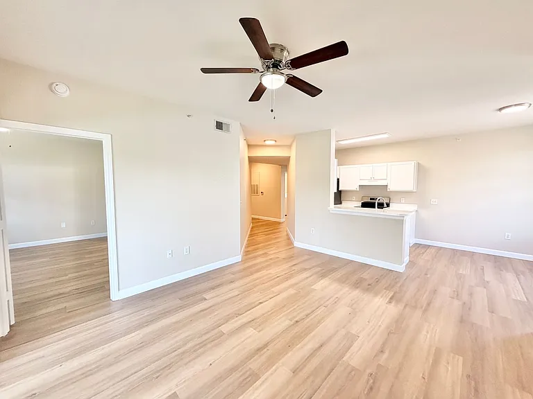 7925 Preserve Cir #328 — Photo 2
