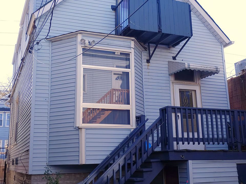 1st image of 3525 W Fullerton Ave #2