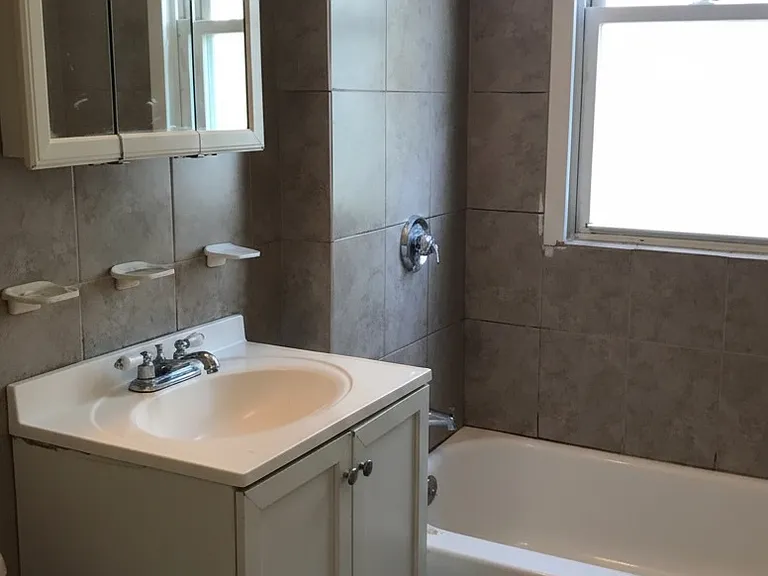 15 Sumner St #1 — Photo 2