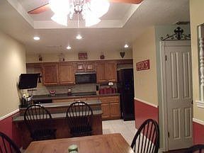 2nd image of 1418 Seamans Way