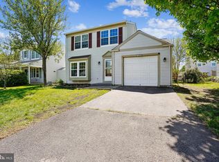 13505 Coates Ln, Herndon, VA 20171