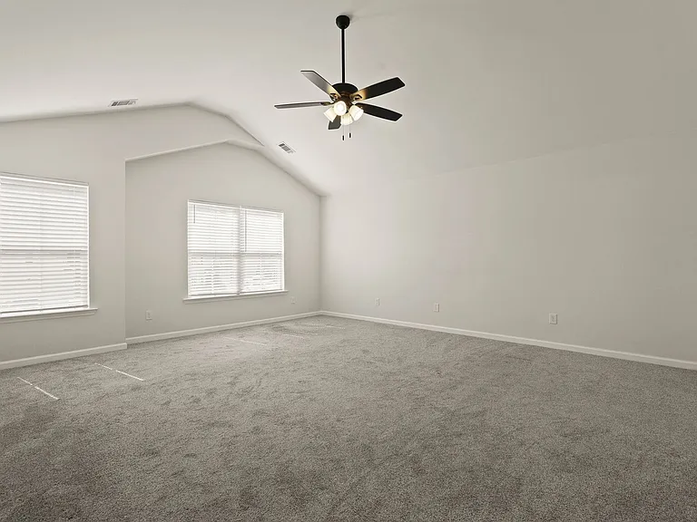 168 Green Paddock Cir — Photo 30