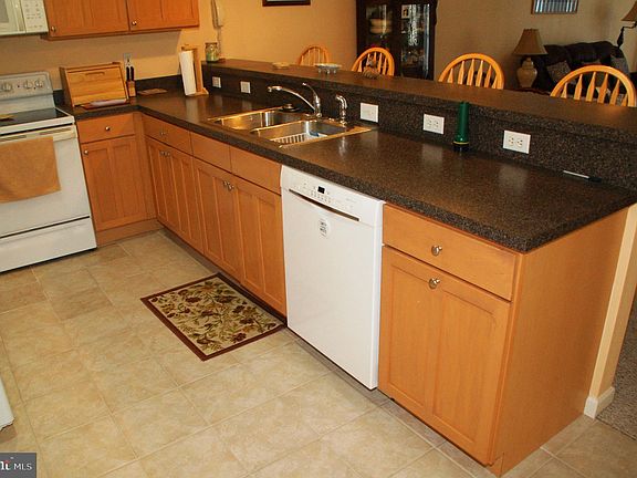 5th image of 38147 Lake Dr APT 1008