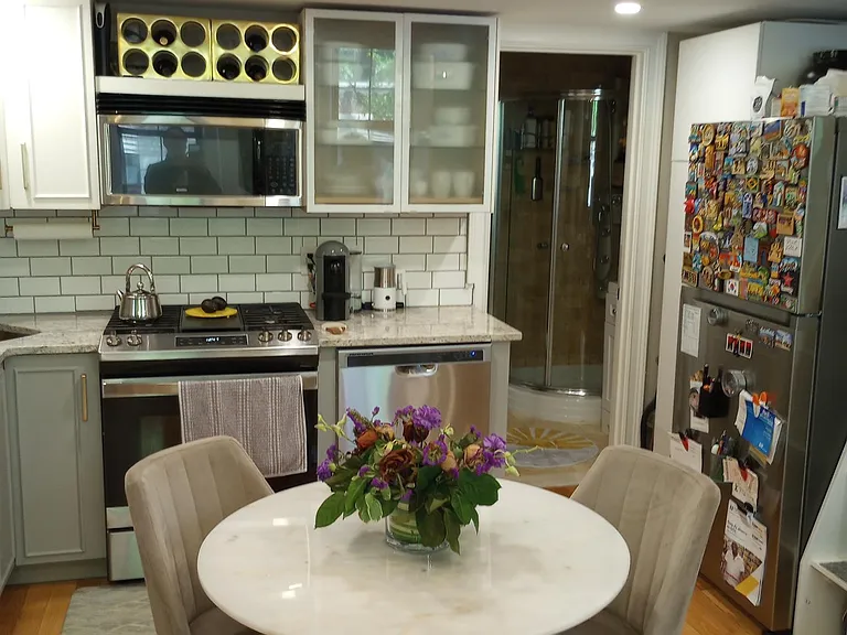 290 Columbus Ave #4 — Photo 7