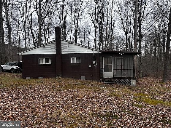 3rd image of 4998 Black Log Rd