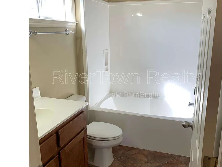 645 Gookin Pl #201 — Photo 10