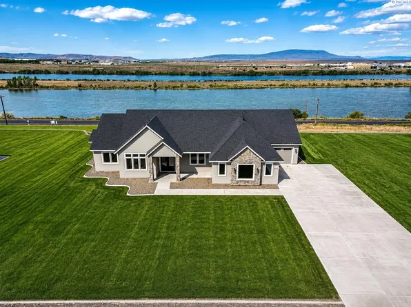 161 Riviera Dr, Pasco, WA 99301