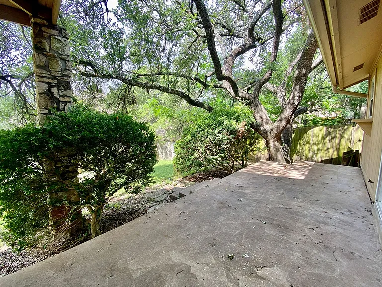 7219 Scenic Brook Dr — Photo 30