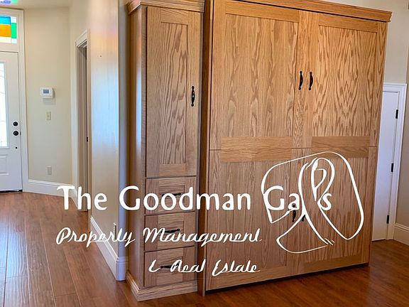 3rd image of 611 D St APT B