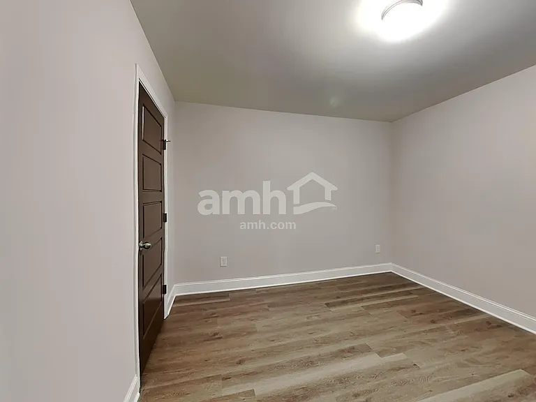 1159 Victoria Walk Ln — Photo 15