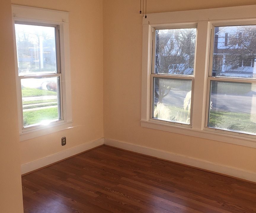2nd image of 4621 Cliff Ave