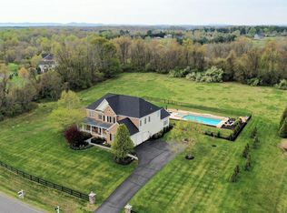 36335 Silcott Meadow Pl, Purcellville, VA 20132