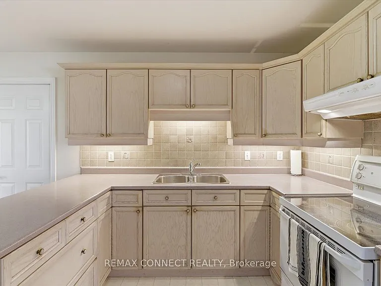 4 Sunrise Ct — Photo 9