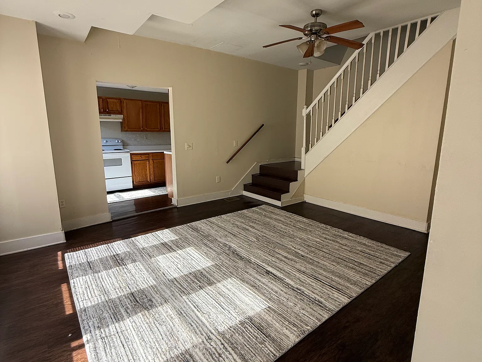4 bed, 1500 sqft, $1,550 — Photo 4