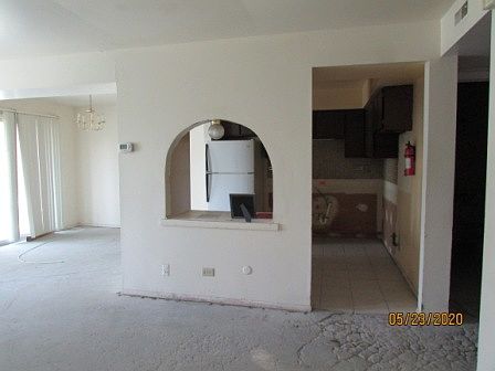 5th image of 810 Sandra Dr APT 3A