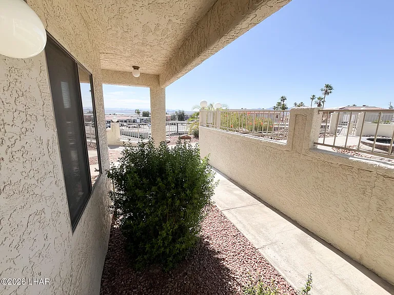 1989 Mesquite Ave #23 — Photo 2