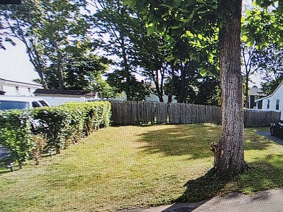 3rd image of 25 S 23rd Street