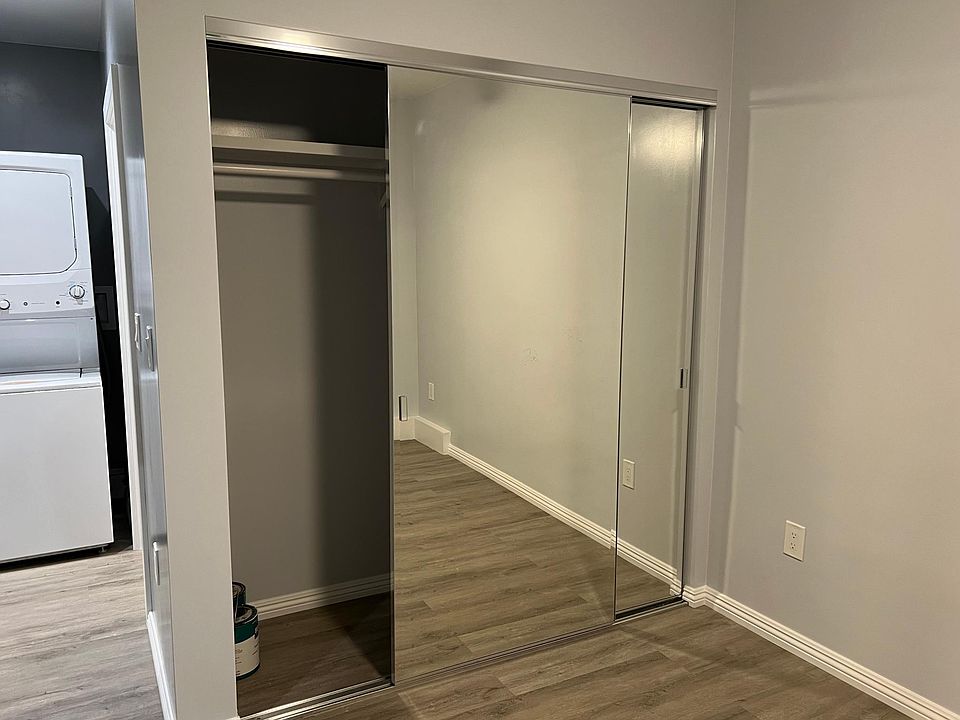 1st image of 9761 Odessa Ave