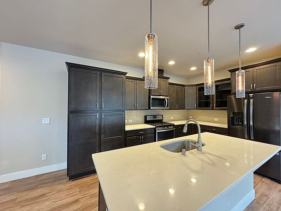4th image of 1611 148th Pl SW Unit 16
