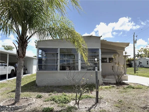 661 Coral Ln, North Fort Myers, FL 33917