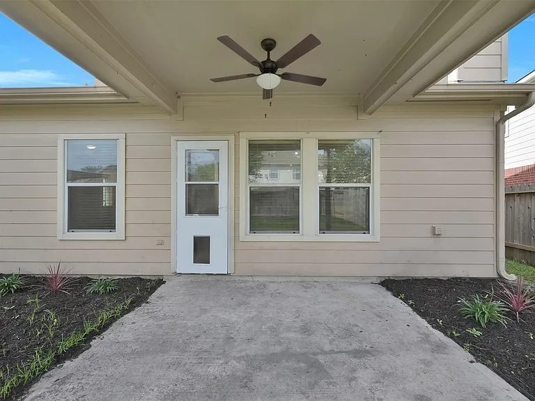 1443 Meadowhigh Ln — Photo 20