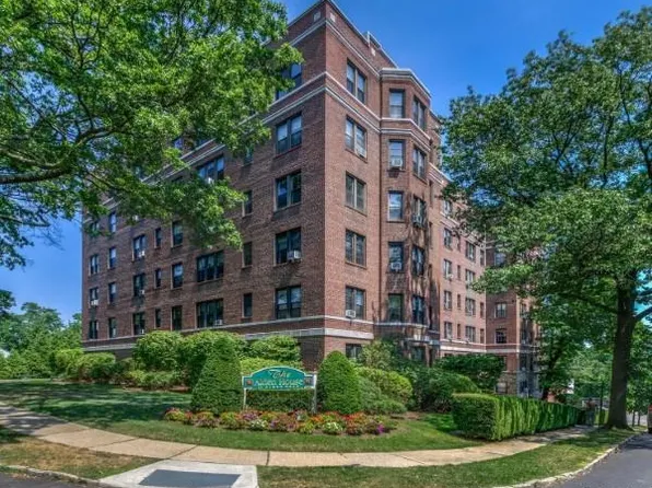 11 Alden Road #6N, Larchmont, NY 10538