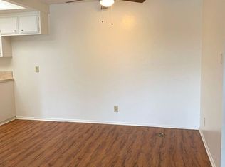 820 N Spurgeon St APT 11, Santa Ana, CA 92701