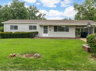 2734 Beloit Dr, Maryland Heights, MO 63043