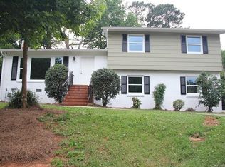 3601 Rosehaven Dr, Charlotte, NC 28205