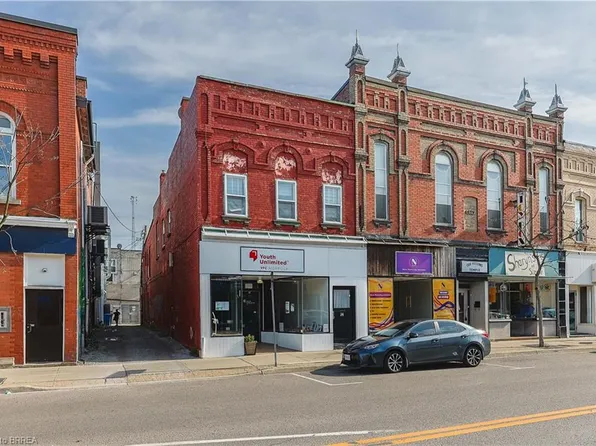 14 Robinson St, Norfolk County, ON N3Y 1W4