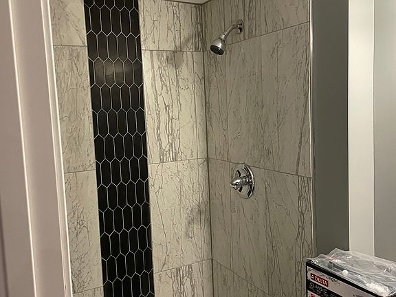 4th image of 9914 England Dr