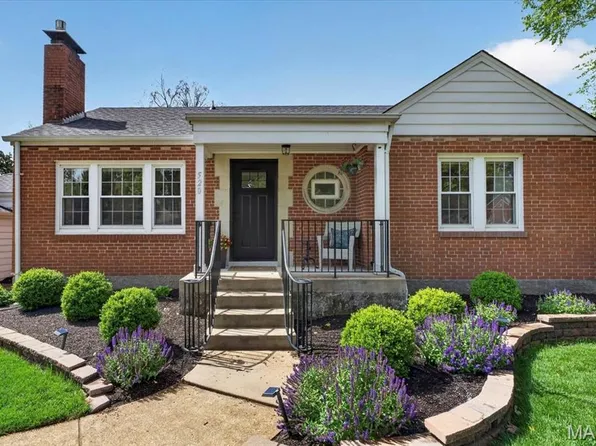 520 Sunningwell Dr, Saint Louis, MO 63119