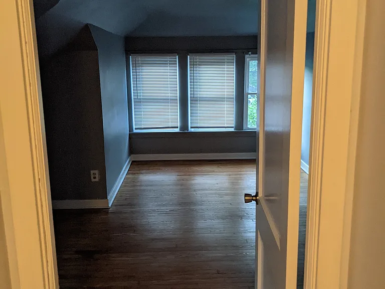 83 Kells Ave #1 — Photo 16
