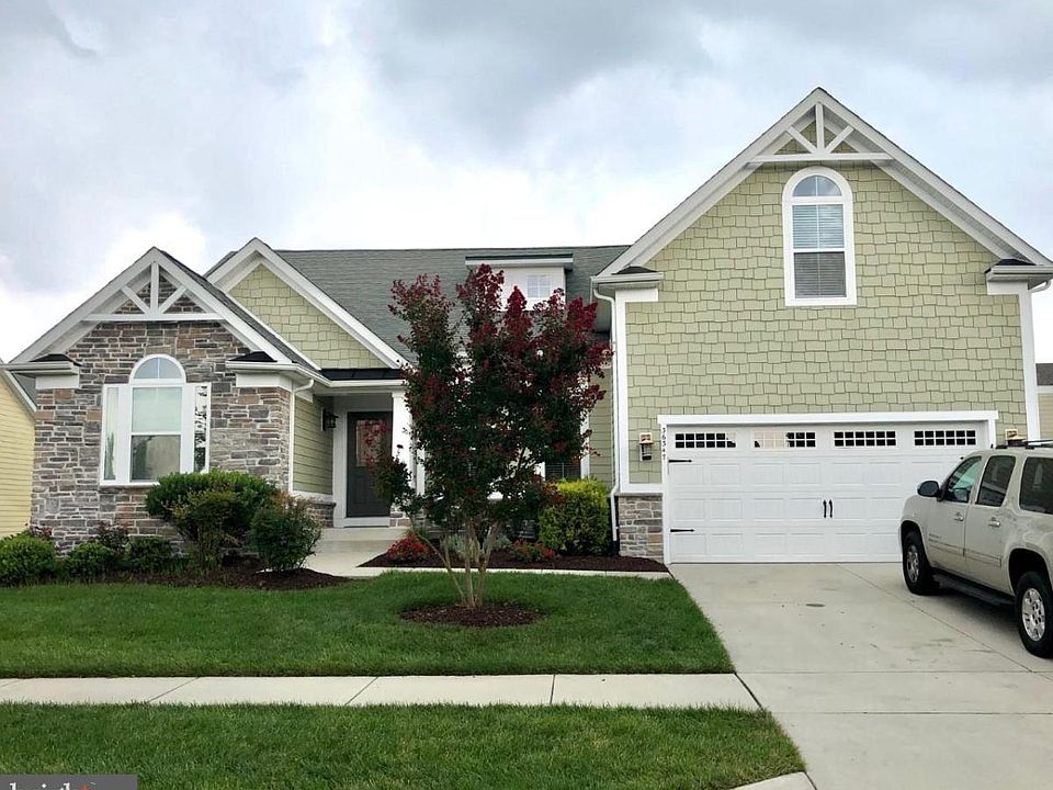 1st image of 36347 Sunflower Blvd