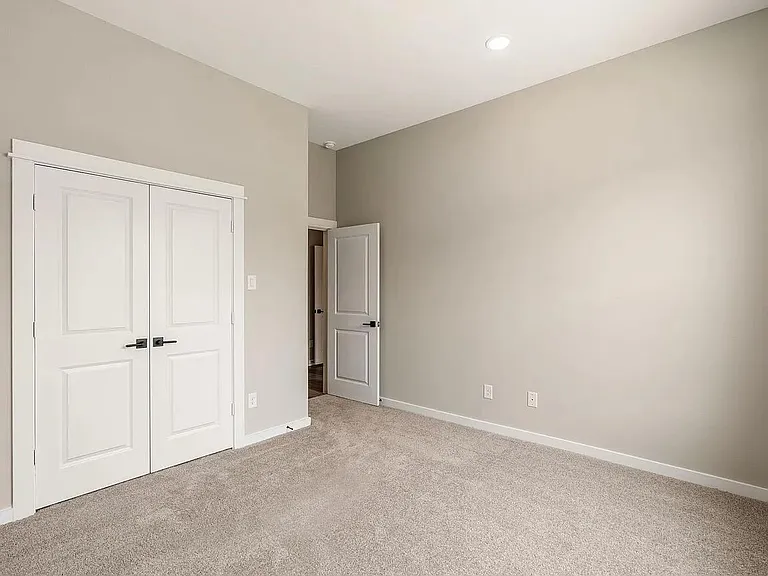 6712 Parker Oaks Ln — Photo 27