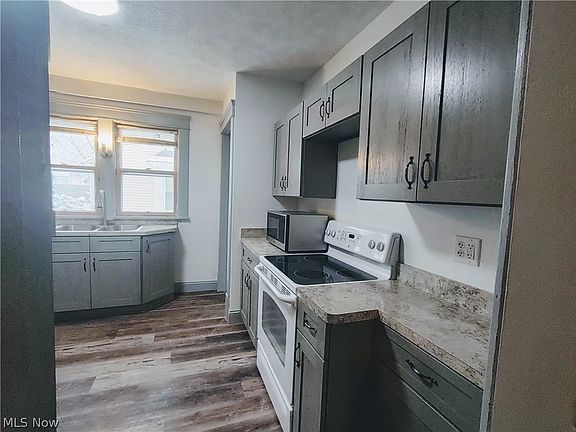 4th image of 620 Lincoln Ave