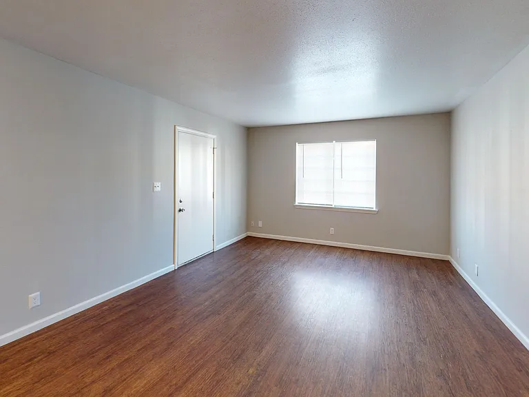 Autumn Ridge Apartments — Photo 75