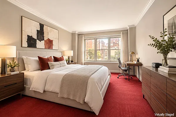 Bedroom, photo 1