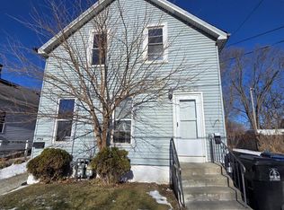 1320 Kewaunee St, Racine, WI 53404